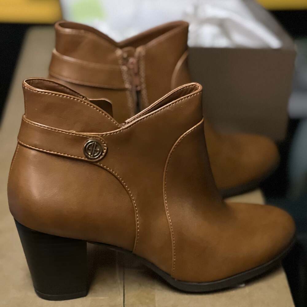 New GIANI BERNINI Women's Brown Block Heel Zip Up Booties 8M